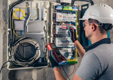 Why should you leave electrical issues in the hands of emergency electricians in Nottingham_